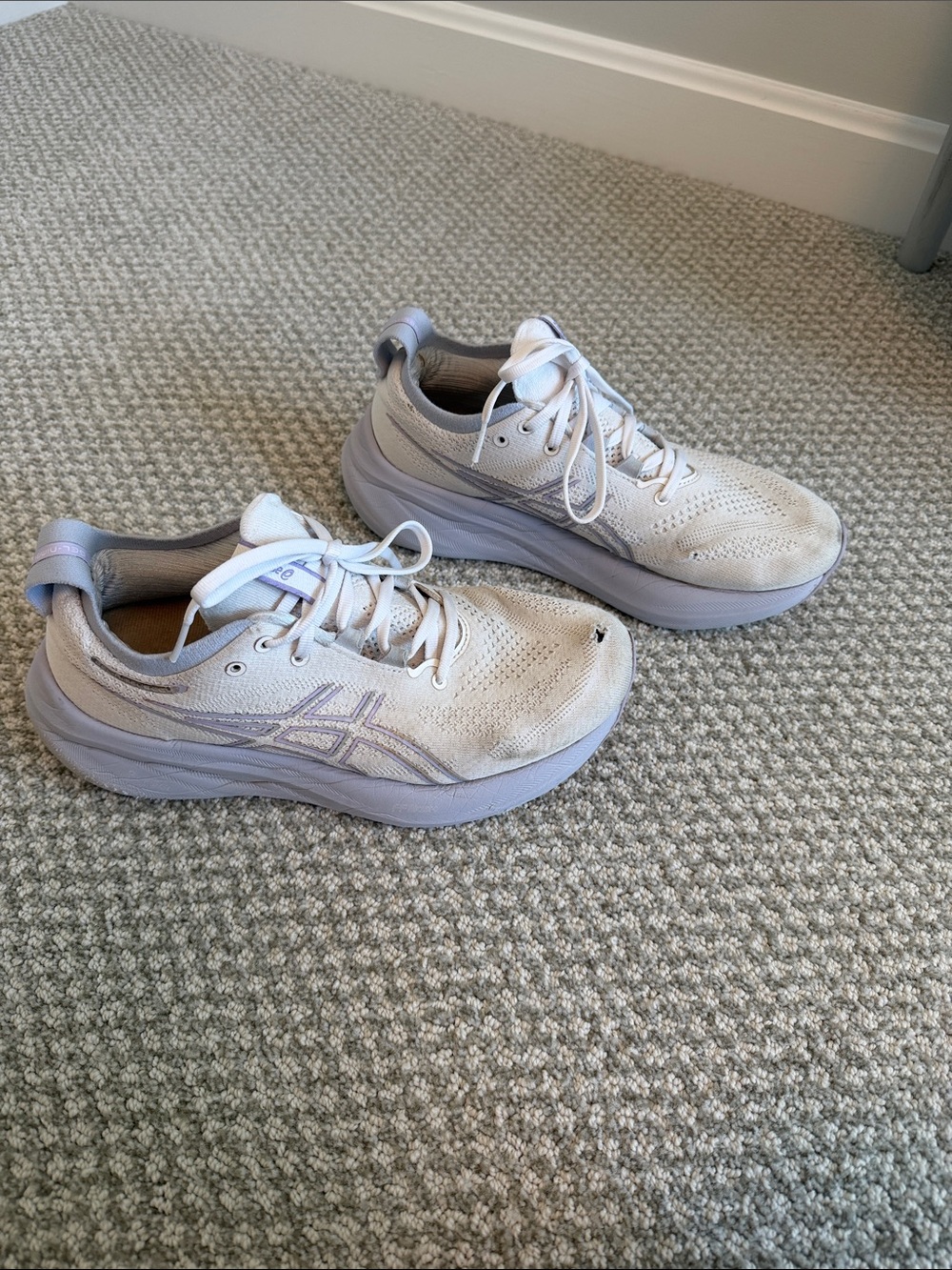 ASICS Women's Athletic Sneakers in Lavender and White- SIZE 7.5!